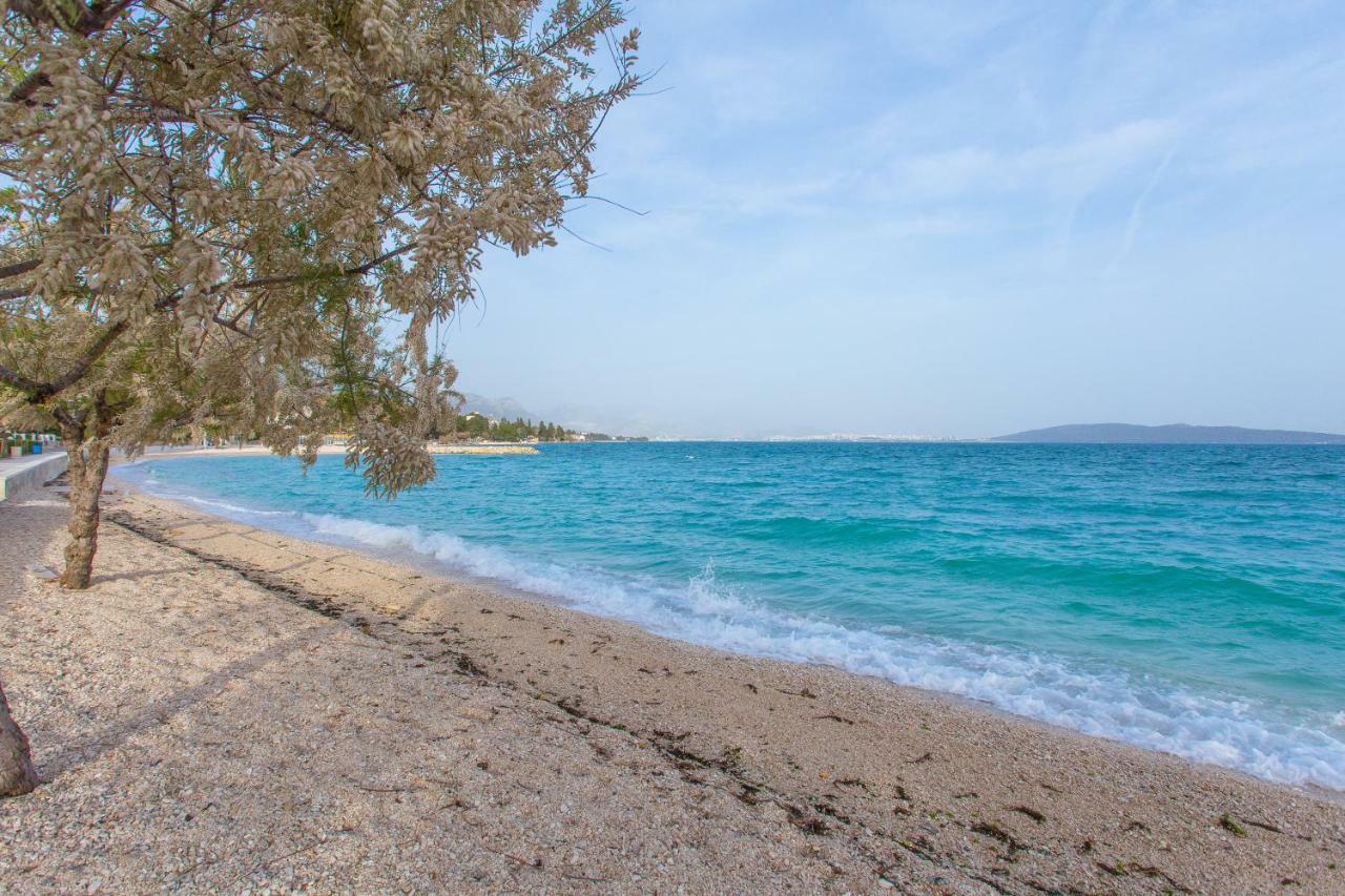 Seafront Apartment In Historical Cippico Castle Kaštela Kültér fotó